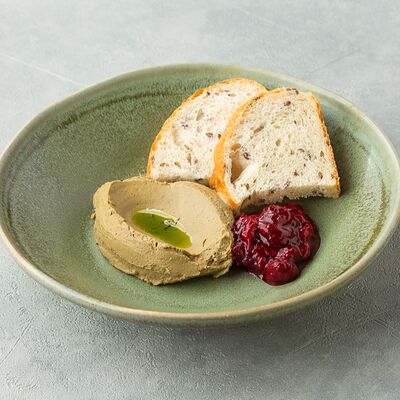 Паштет из печени цыпленка с вишневым конфитюром в МОСТ бистро по цене 590 ₽