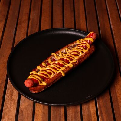 Хот-дог Классический в Holy Hotdoggers по цене 440 ₽