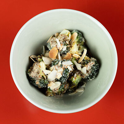 Криспи-брокколи в Pong по цене 529 ₽