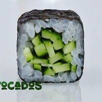 Мини-ролл Огурец в AVOCADOS