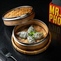 Гедза с креветками в Mr Pho Bo