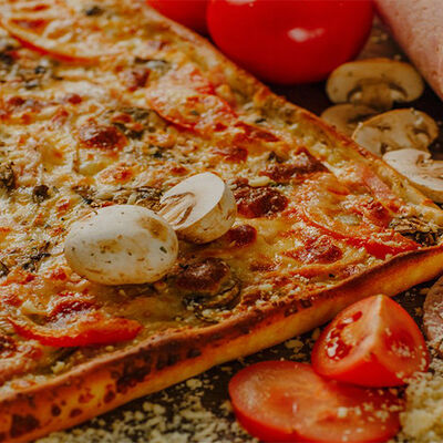 Пицца Кремлевская 33 см в Pizza Ricca по цене 914 ₽