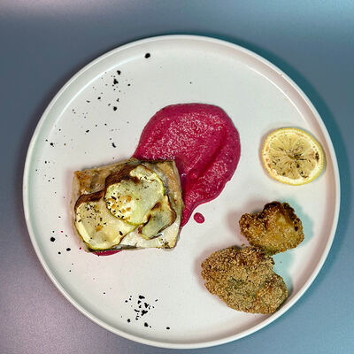 Судак со свекольным соусом в Парнас по цене 780 ₽