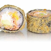 Горячий лосось с авокадо в Tokyo Sushi