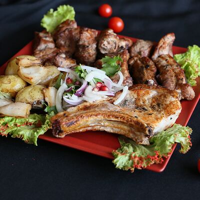 Ассорти из свинины в Шашлычок Сакана по цене 2180 ₽