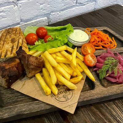 Сет Сочный шашлычок из свиной шейки в WORLD MANGAL CLUB по цене 815 ₽