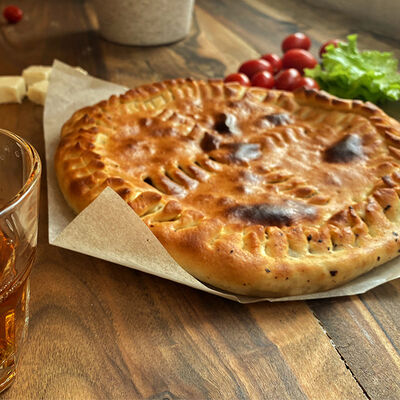 Осетинский пирог с телятиной в Ирбис по цене 490