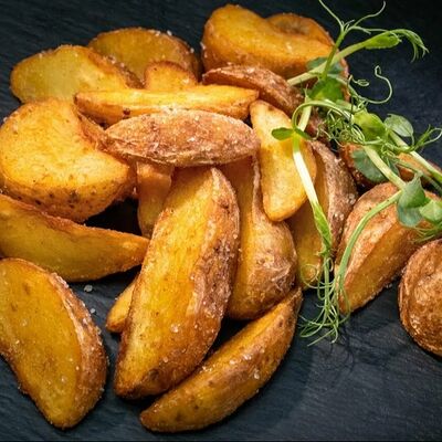 Картофель по-деревенски в Ресторан Воробьёвы Горы PREMIUM по цене 403 ₽