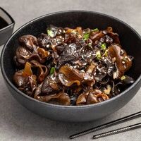 Салат с древесными грибами по-китайски в Мисошная