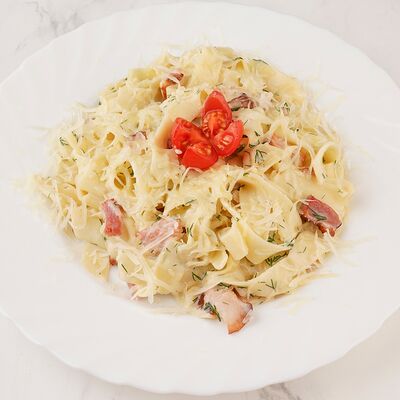 Паста Феттуччине в Богатырь по цене 520 ₽