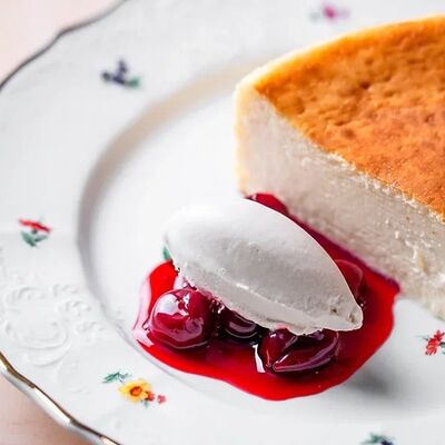 Чизкейк Сан-Себастьян сливочный пломбир в Ava по цене 690 ₽