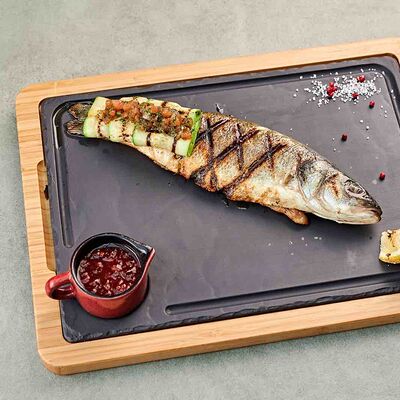 Сибас на гриле с соусом ткемали и молодым кабачком в Pivino по цене 850