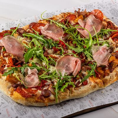 Римская пицца Solo Special в Solo Street Food по цене 699 ₽