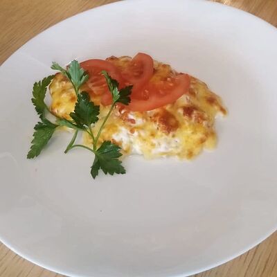 Куриное филе с овощами под сыром в Столовая Щи-Борщи по цене 211 ₽