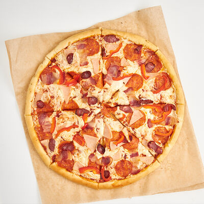 Пицца Мясная в Pizza Wok по цене 722 ₽