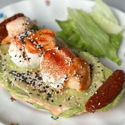 Завтрак с креветками в Camon Cafe по цене 1100 ₽