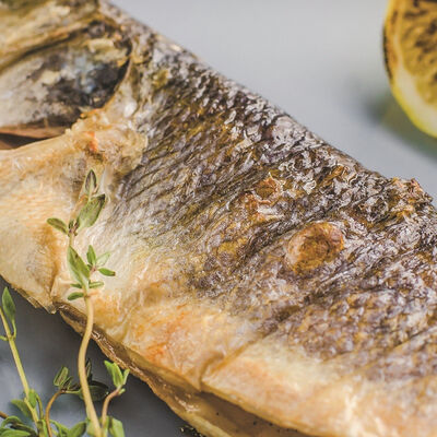 Сибас на углях в Двор Помидор по цене 790