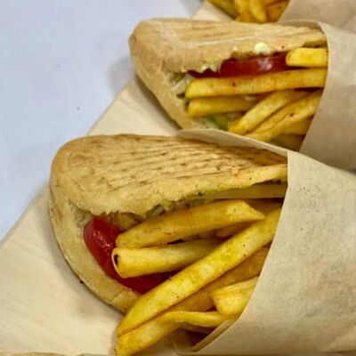 Гиро с люля-кебабом на мангале маленькийв Настроение вкуса ФАСТФУД по цене 545 ₽