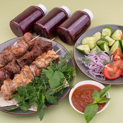 Шашлыки ассорти в Усадьба по цене 2500 ₽