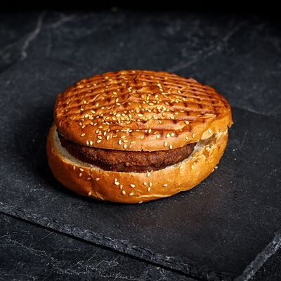 Гамбургер с котлетой в ЭкспрессВиль по цене 300 ₽