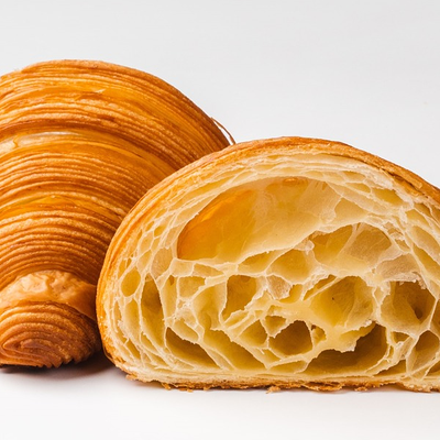 Классический круассан в Etika Bistro по цене 210 ₽