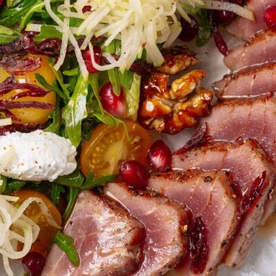 Салат с тунцомв Море на Патриках по цене 1290