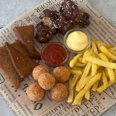 Комбо номер 2 в Буфет царица по цене 900 ₽