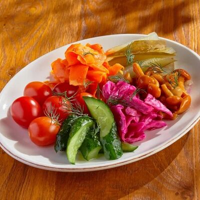 Соленья в BBQ Beer Restaurant по цене 780 ₽