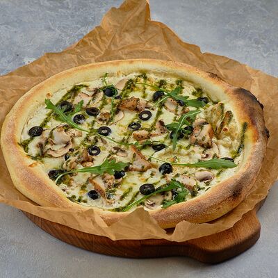 Пицца Цыпленок Песто в Wokker Express по цене 700 ₽