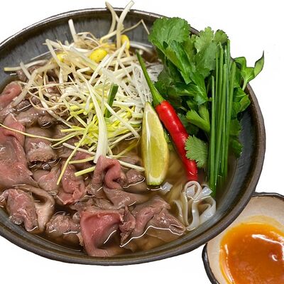 Фо-бо с ростбифом из говядины в Chojo Izakaya по цене 710 ₽