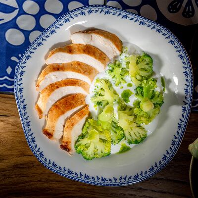 Цицила с брокколи в Хачапури Марико по цене 670 ₽