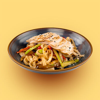 Удон с курицей в Додома по цене 780 ₽