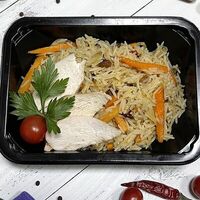 Плов с курицей в Кофе на русаковской