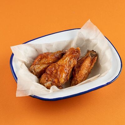 Жареные крылышки 6 шт в Краснодарский парень по цене 470 ₽