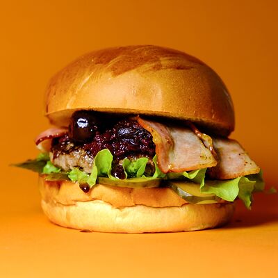 Бекон-вишня в Braza по цене 540 ₽