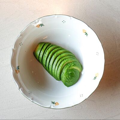 Авокадо в Ava bistro по цене 290 ₽