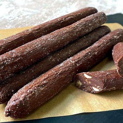 Шоколадные охотничьи колбаски в Мадьяр-Гриль по цене 220 ₽