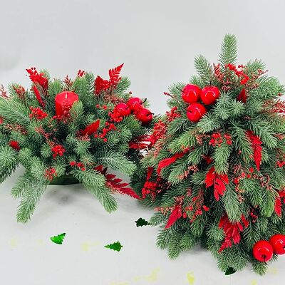 Новогодний сет из искусственной ёлки и рождественской свечи в Дарите красиво по цене 11190 ₽