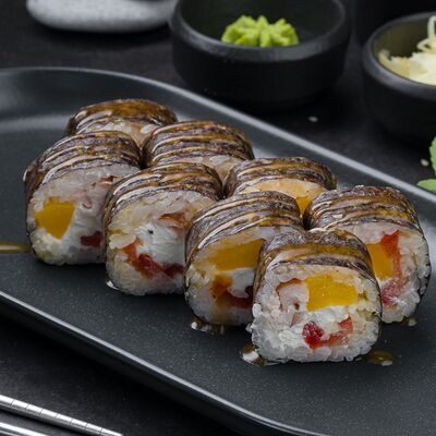 Ролл Тори-манго-помидори в Рыба закусывала по цене 469 ₽