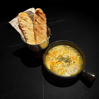 Куриный суп лапша в Red Rocket Bar по цене 270 ₽