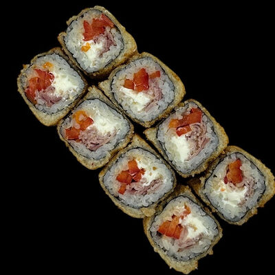 Теплый ролл с беконом в Kaikan по цене 385 ₽