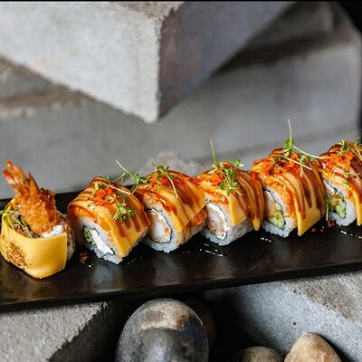Ролл Мирай в Эбби Noodles & Sushi Bar по цене 720 ₽