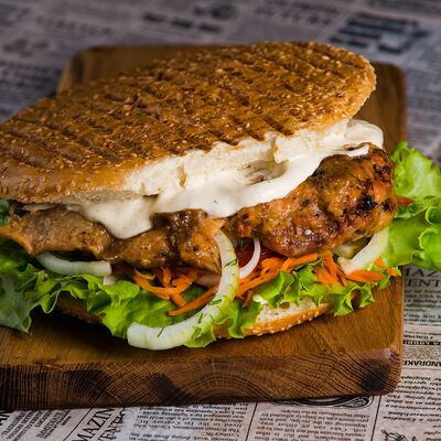 Гамбургер Московскийв Шаурма по Ливански по цене 540 ₽