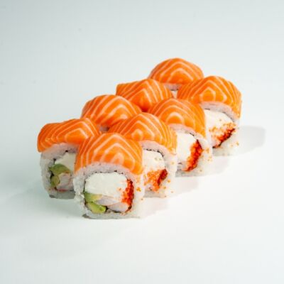 Филадельфия с красной икрой тобико в ЁБИСАН по цене 1309 ₽