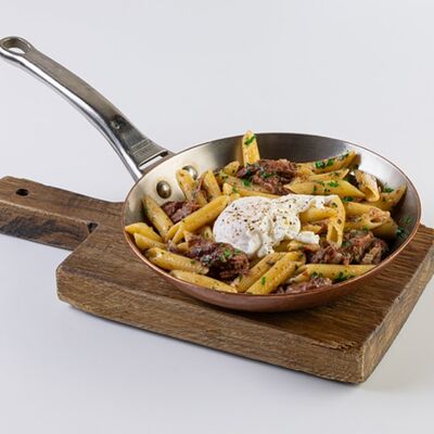 Макароны по-флотски в Rose Bar Crocus City по цене 1050 ₽