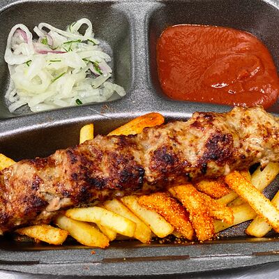 Люля-кебаб Говядина с бараниной и фри в Шашлык Пикник по цене 520 ₽