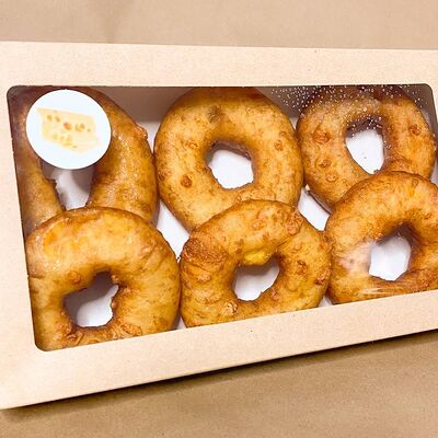 Пышки сырные замороженные в Пышки по цене 515 ₽