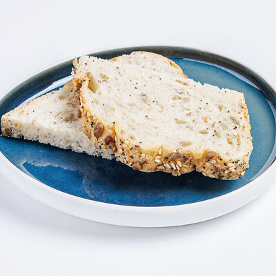 Хлеб белый зерновой в Udcкафе Upside Down Cake по цене 100 ₽
