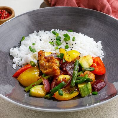 Рис с овощами с курицей в Чайхана Пахвала по цене 560 ₽