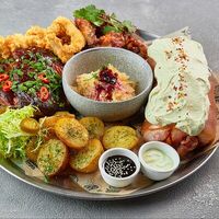 Клаусс Плато большой мясной сет на компанию в Папаша Клаусс